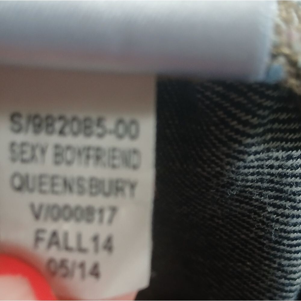 Classic Women's Rolled Cuff Jeans - Blue - Picture 11 of 12